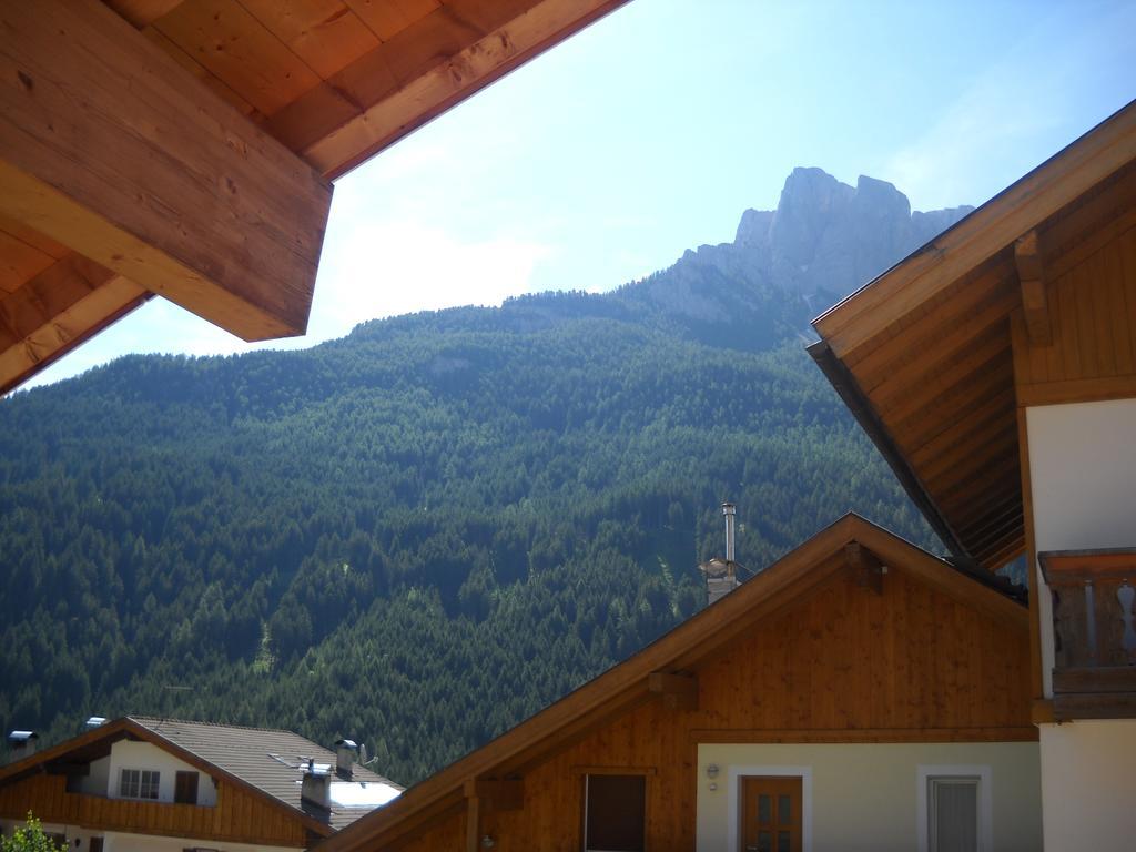 Villetta Enrosadira Vigo di Fassa Rum bild