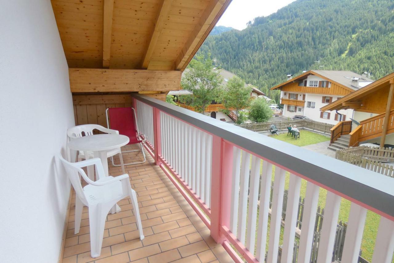 Villetta Enrosadira Vigo di Fassa Exteriör bild